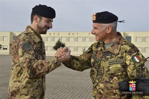 Reggimento San Marco Scelti I Fucilieri E Il Sergente Dellanno