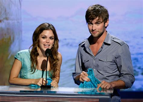rachel bilson clarified those old chace crawford dating rumors glamour