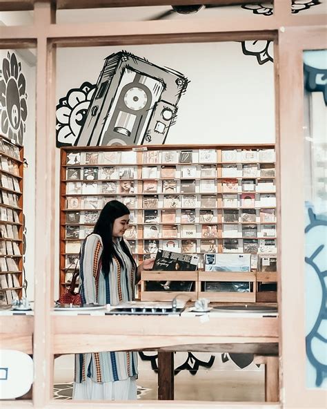 Tempat foto ootd di jakarta. M Bloc Space, Tempat Foto dan Ngopi di Jakarta - Food ...