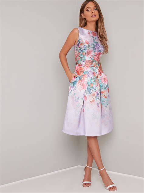 Our collection features midi, maxi and mini dresses in fun florals and slinky satins for the ultimate wedding guest look. Wedding guest outfits for spring/summer 2019