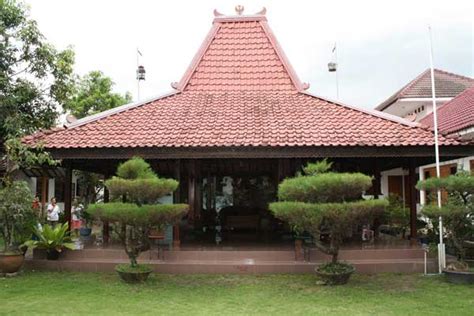 Joglo Traditional House Yogyakarta International Model ~ Tourist Sites And Cultural Attractions