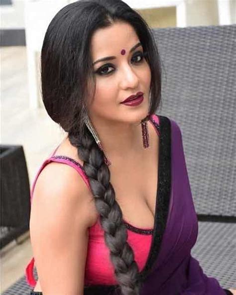 Monalisa Hot Cleavage Show Bengali Bhojpuri Actress