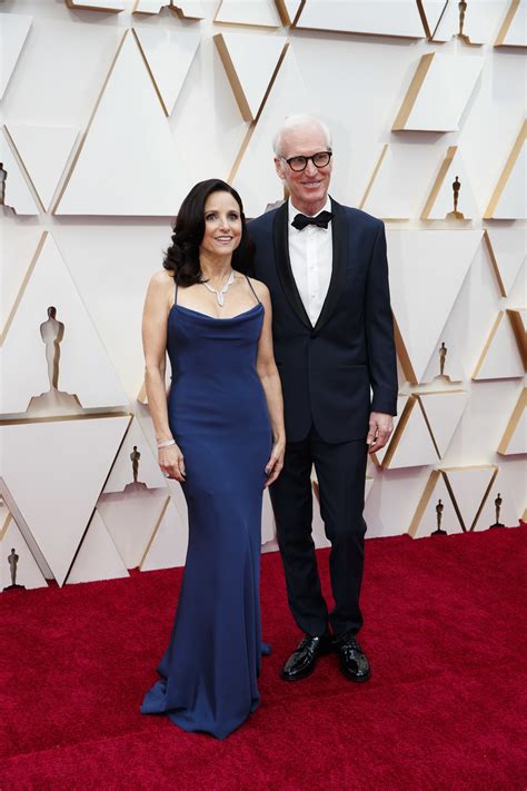 Julia Louis Dreyfus Brad Hall Hottest Couples At The 2020 Academy