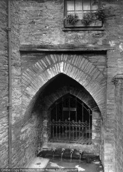 Photo Of Liskeard The Pipe Well C1935 Francis Frith