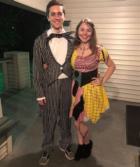 37 Couples Halloween Costumes That Are Actually Cute And Not Annoying