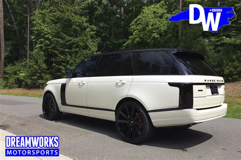 Chris Wilcoxs Range Rover — Dreamworks Motorsports