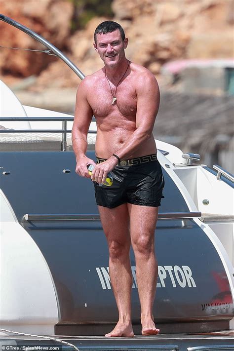 Luke Evans Displays His Ripped Physique On A Lavish Yacht In Ibiza Healthyfrog