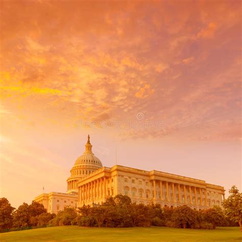 Capitol Building Washington Dc Sunset Garden Us Stock Photos Free