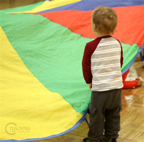 Fun Parachute Games That Keep Toddlers Moving Parachute Games Indoor