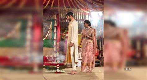 shriya bhupal and anindith reddy performing rituals during their wedding ceremony photogallery
