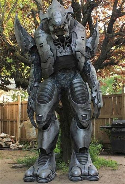 7 Foot Tall Covenant Elite Costume Gaming