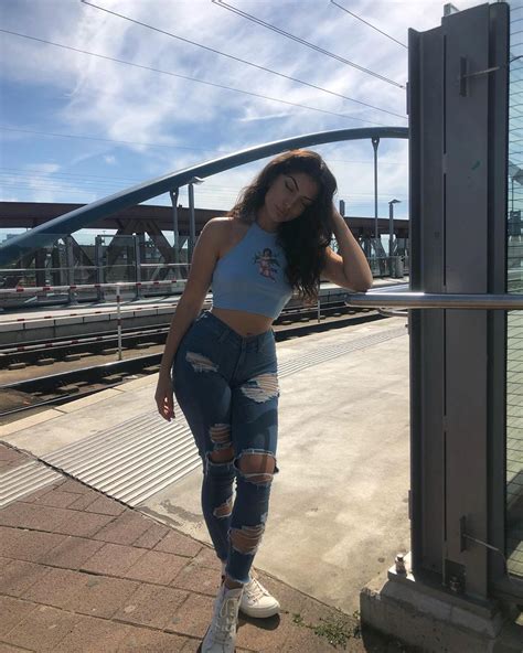 Melissa 🦅 On Instagram “😇😇” Curvy Girl Outfits Teen Fashion Outfits Cute Casual Outfits