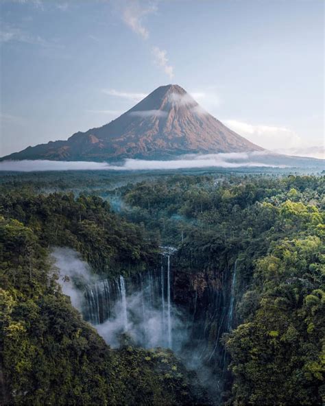 Absolutely Gorgeous Tumpak Sewu Waterfall In East Javaindonesia R