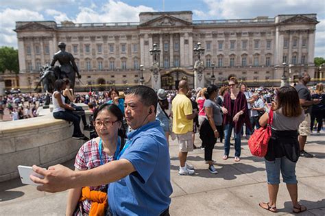 Brexit Boom Foreign Tourists Visiting The Uk Have Increased Since