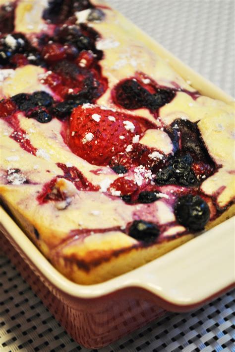 Beim heutigen rezept wurden allerdings beeren mögen wir übrigens total gerne. Küchenzaubereien: Grießauflauf mit Quark und Beeren