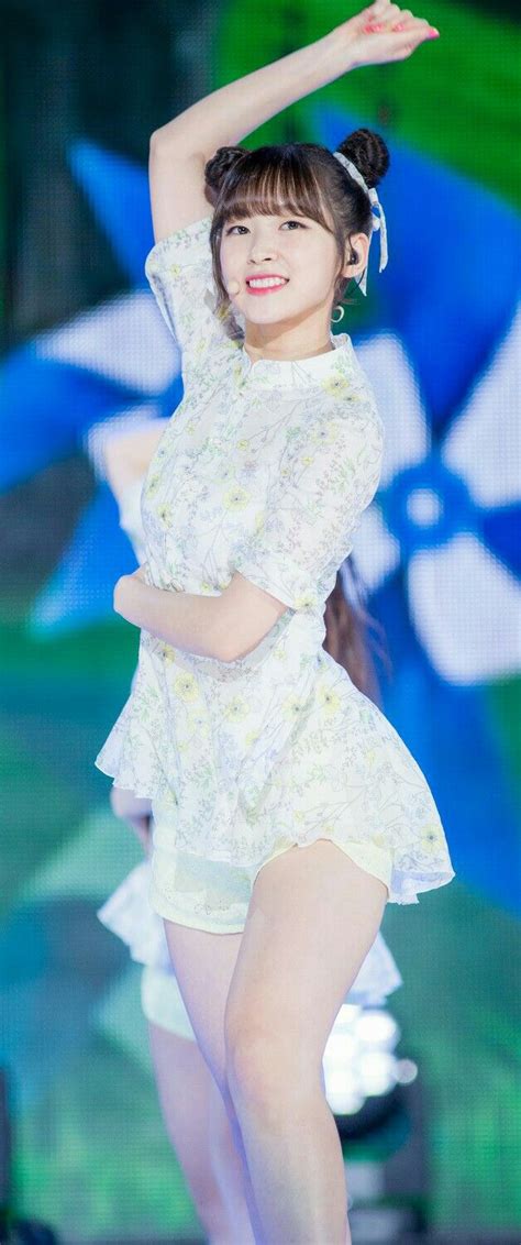 Arin Ohmygirlmaknae Choiyewon 아름다운 아시아 소녀 한국 소녀 패션