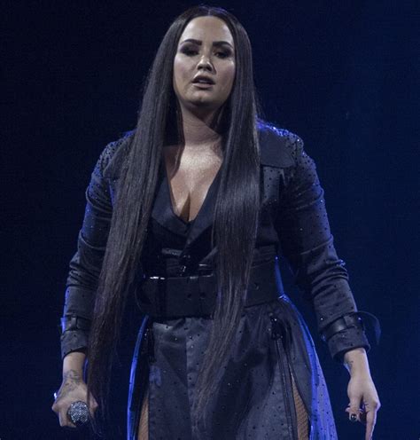 Demi Lovatos Nude Photos Leaked Online After Hackers Reportedly Gained