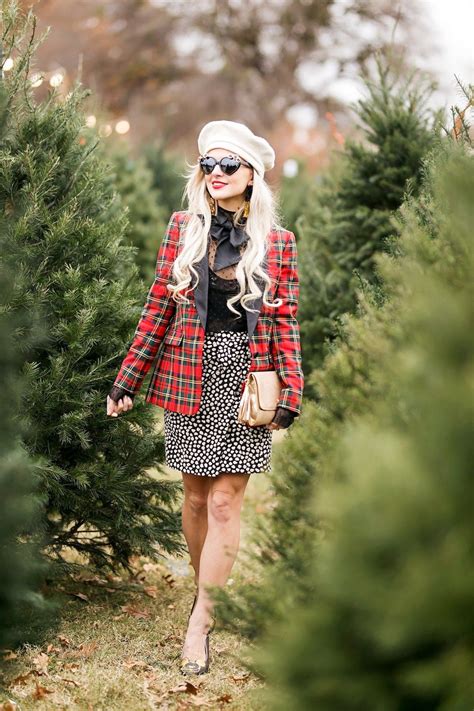 Holiday Outfit Ideas 11 Christmas And Nye Outfits You Can Copy Now Holiday Outfits Women