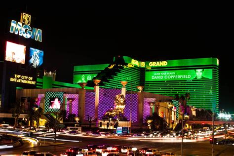 Select from a range of car options and local specials. MGM GRAND LAS VEGAS Review - VegasSlots.net