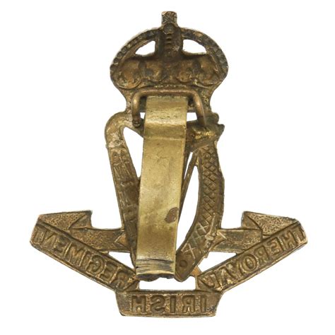 Royal Irish Regiment Cap Badge Kings Crown