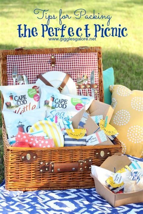 Tips For Packing The Perfect Picnic Giggles Galore In 2020 Perfect