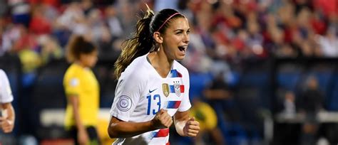 Jun 23, 2021 · becky sauerbrunn, kelley o'hara, alex morgan and megan rapinoe will be playing in their third olympics. Alex Morgan Named as U.S. Soccer Female Player of the Year ...