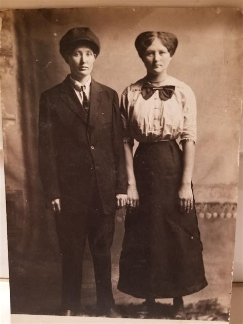 Early 1900s Lesbian Couple I Love Finding Gems Like This On Antique Stores Rdailyoldschool