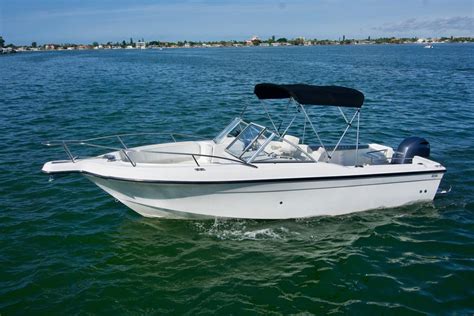Tow away and on water options. Boat Rentals Near Me | Tampa | Clearwater | St. Petersburg ...