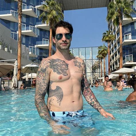 Pictures Inside Sunny Leones Dubai Vacation With Husband Daniel Weber Lifestyle Photos