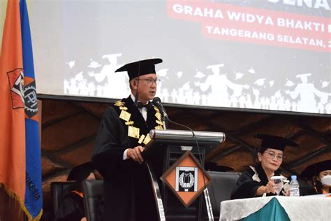 Sambutan Rektor Pada Wisuda Sarjana And Ahli Madya Semester Genap 2021