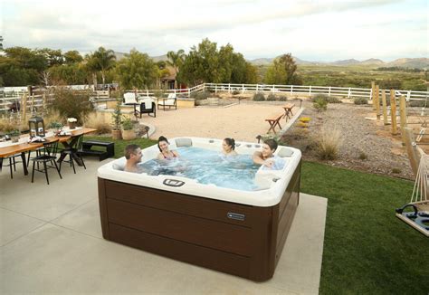 Steps To Creating The Hot Tub Installation Of Your Dreams