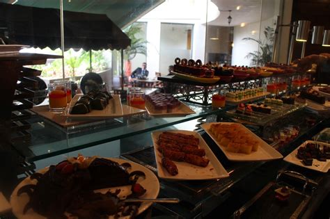Where is the sime darby convention centre? Invest and Travel: Halia Restaurant, Sime Darby Convention ...