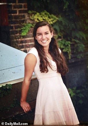 Graphic crime scene photos shown to jury in mollie tibbetts murder trial. Mollie Tibbetts murder suspect appears in court for pre ...