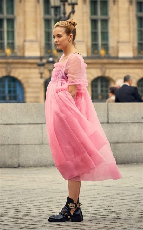 How To Wear Tulle Like A Grown Up Street Style Zara Outfit Ideen Kleider