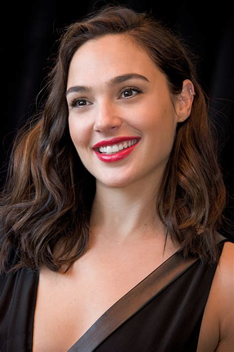 Gal Gadot Gal Gadot Amazon Delivers The Fappening Leaked Photos Lasyfitymotolapese