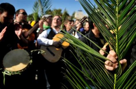 Jerusalem Residents Celebrate Palm Sunday The Jerusalem Post