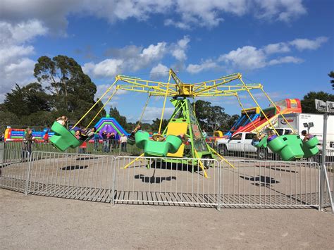 Mindwinder Carnival Spinning Ride Lets Party