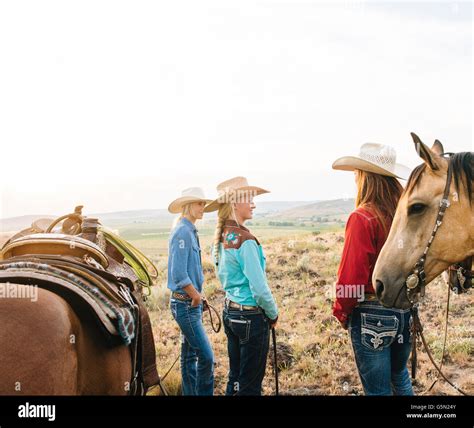 echte cowgirls fotos und bildmaterial in hoher auflösung alamy