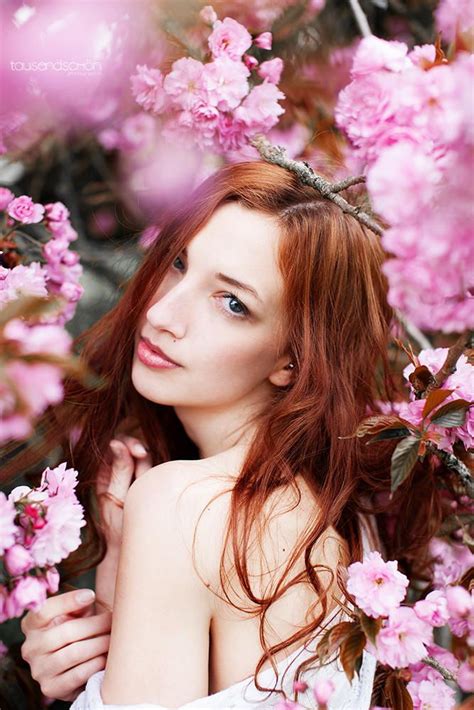 °pink° Girls With Red Hair Pink Flower Girl