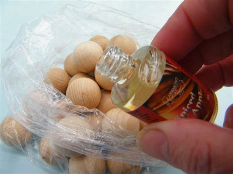 Unfinished for diy wood craft balls for art design modernvaseandgift 5 out. How to fragrance wooden balls | Dried Flower Craft