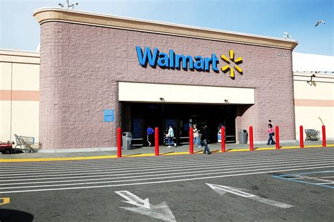 Wal Mart Launches Video Game Trade In Program Time