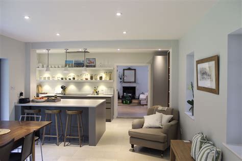 Homely Open Plan Space With Lovely Roundhouse Urbo Bespoke Kitchen