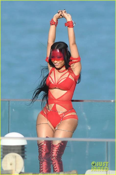 Nicki Minaj Wears Sexy Cut Out Swimsuit To Film New Video Photo 3868243 Bikini Nicki Minaj