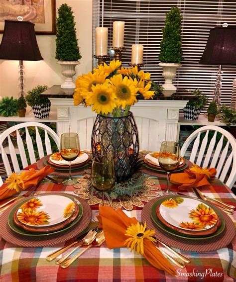 Pin By Pat Stratton On Tablescapes Autumn Harvest Table Decor