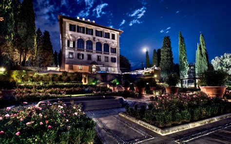 Florence has so many famous. The Best Hotels in Italy - Fenzo Italian Bags