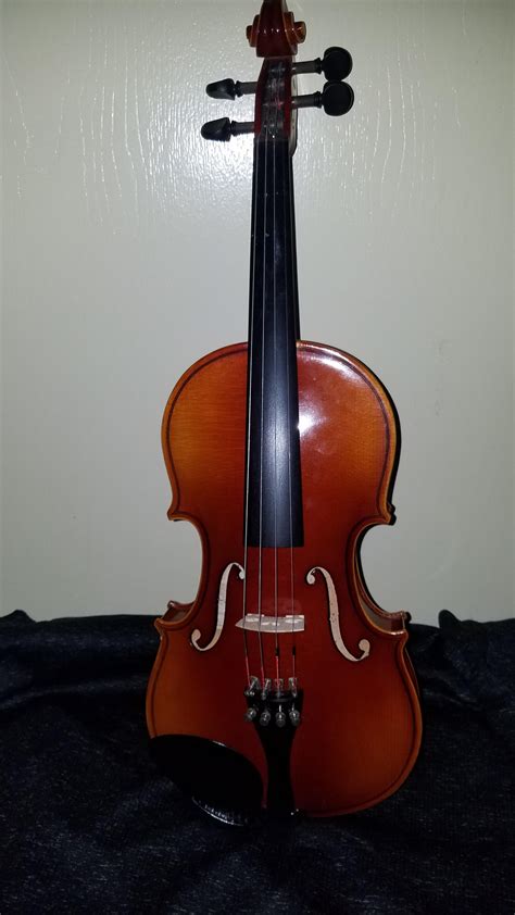 I Finally Bought My First Violin Today A Knilling Bucharest Rviolinist
