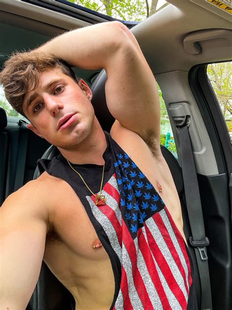 The Education Of Alex Grant OnlyFans Grindr And Growing Up Gay In America Today GAYNRD