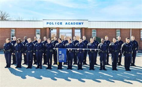 After Years Of High Dropout Rates For Women Nashvilles Police Academy