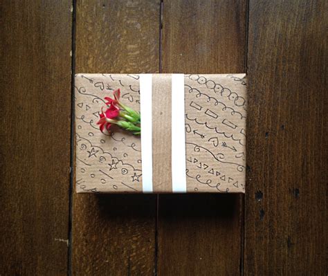 Maybe you would like to learn more about one of these? Recycled Gift Wrap DIY - Gift Wrapping Handmade Products