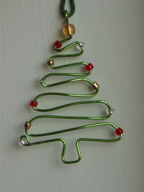 Handmade Wire Christmas Tree Ornament I Want One In Silver With Red Christmas Ornaments